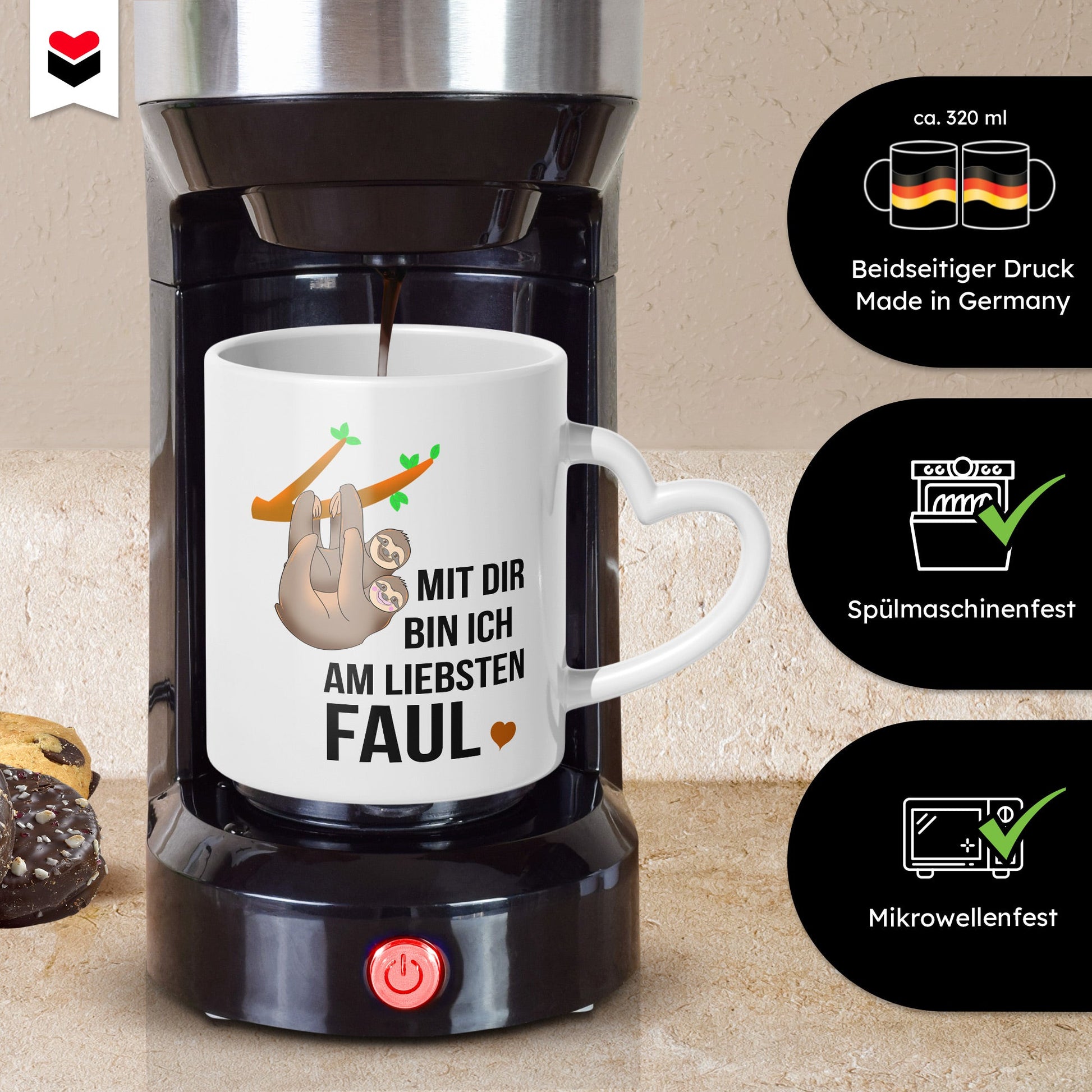 22Feels® Paar Geschenk zum Jahrestag, Hochzeitstag, Valentinstag etc. - Tasse mit Spruch: Mit dir bin ich am liebsten faul (Herzhenkel, Weiss, 320ml)-Tasse Weiss Herzhenkel 320ml-22Feels