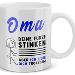 22Feels® ORIGINAL Geschenk-Tasse mit Spruch - Oma, Deine Fürze Stinken (Weiss, 320ml)-Weisse Tasse 320ml-22Feels