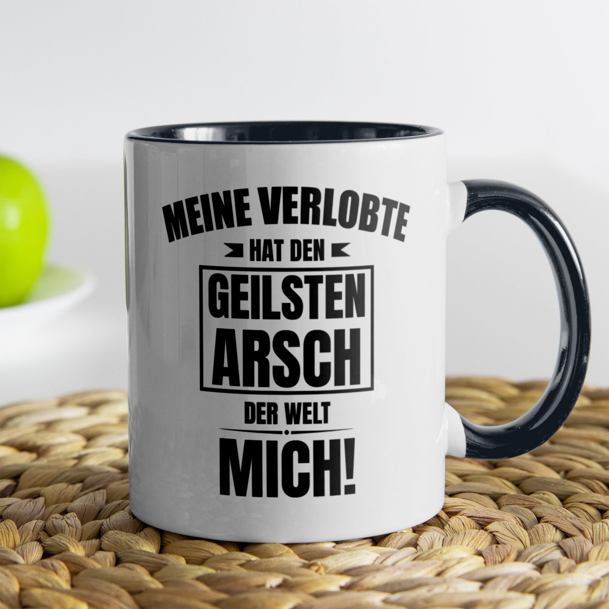 22Feels® Verlobter Geschenk - Tasse mit Spruch (Weiss-Schwarz, 320ml)-TwoTone Tasse Weiss-Schwarz 320ml-22Feels