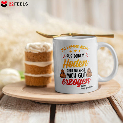 22Feels® Geschenk für Stiefvater von Stieftochter - Tasse mit Spruch: Du Hast Mich Gut Erzogen (Weiss, 320ml)-Weisse Tasse 320ml-22Feels