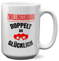 22Feels® Geschenk für Zwillingsmütter - XL Tasse mit Spruch: Doppelt So Glücklich (Weiss, 440ml)-Weisse XL Tasse 440ml-22Feels