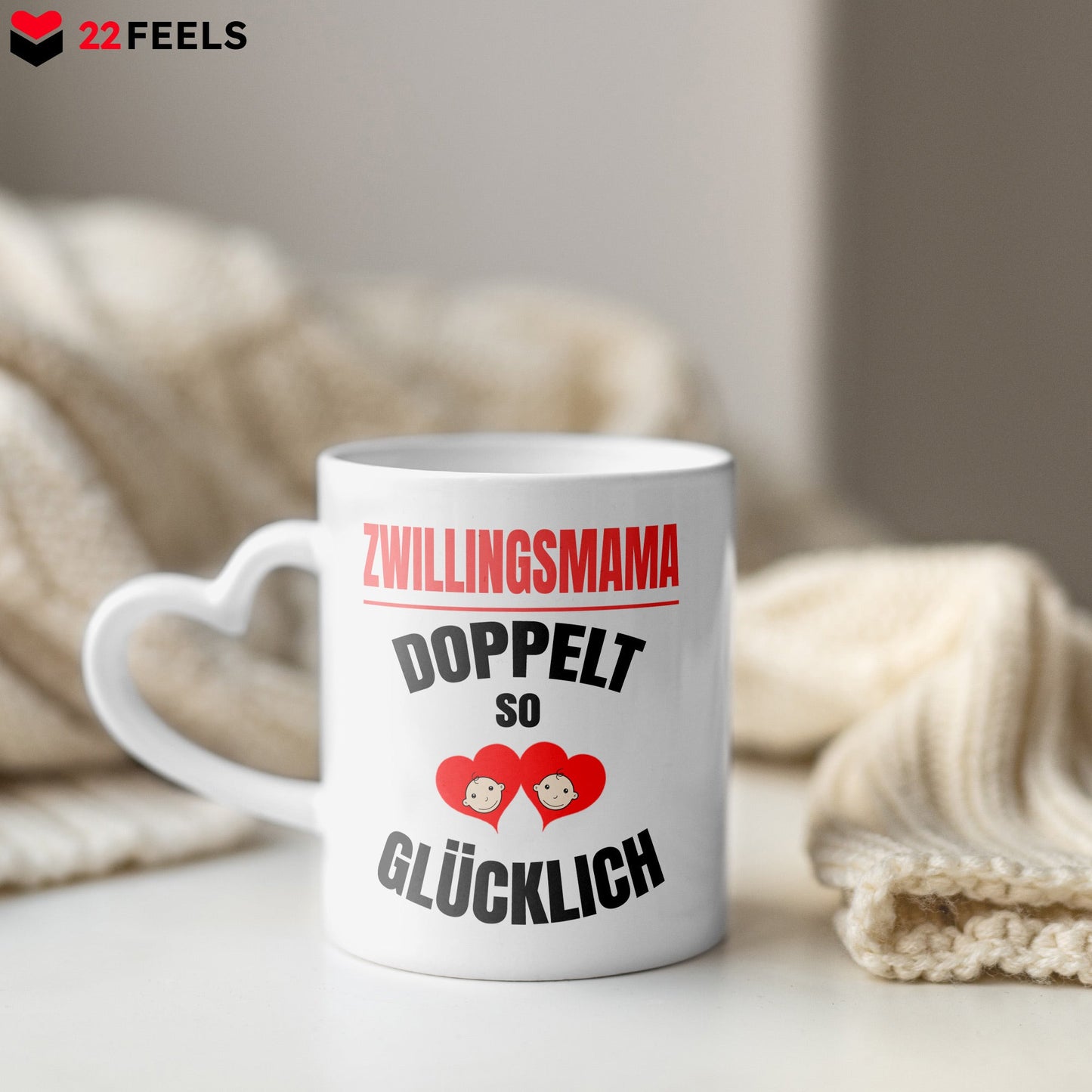 22Feels® Geschenk für Zwillingsmütter - Tasse mit Spruch: Doppelt So Glücklich (Herzhenkel, Weiss, 320ml)-Tasse Weiss Herzhenkel 320ml-22Feels