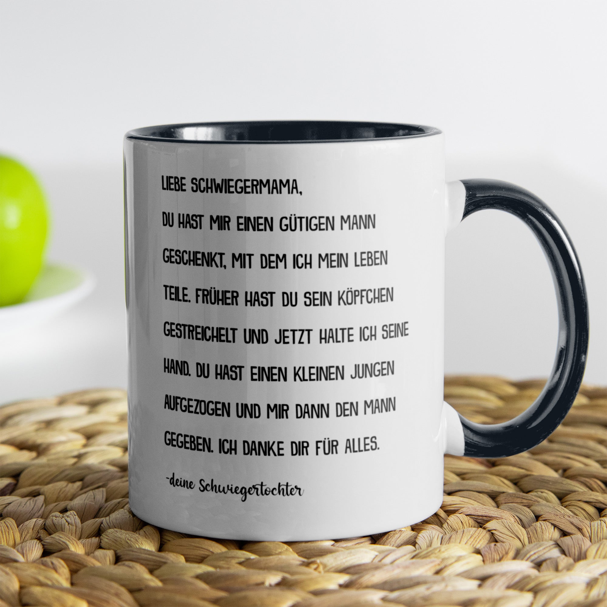 22Feels® Schwiegermutter Geschenk von Schwiegertochter bzw. Braut - Tasse mit Spruch (Weiss-Schwarz, 320ml)-TwoTone Tasse Weiss-Schwarz 320ml-22Feels