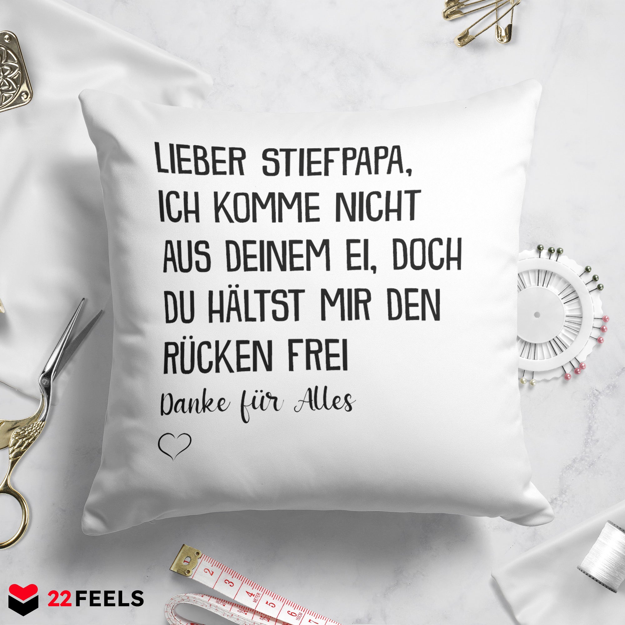 22Feels® Stiefvater Geschenk - Kissen mit Spruch (Weiss 40x40cm)-Kissen Weiss 40x40-22Feels