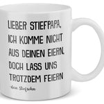 22Feels® Geschenk für Stiefvater von Stiefsohn - Tasse mit Spruch: Lass Uns Trotzdem Feiern (Weiss, 320ml)-Weisse Tasse 320ml-22Feels