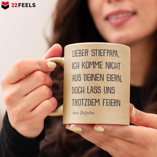 22Feels® Stiefvater Geschenk von Stiefsohn - Glitzertasse mit Spruch (Gold, 320ml)-Glitzertasse Gold 320ml-22Feels