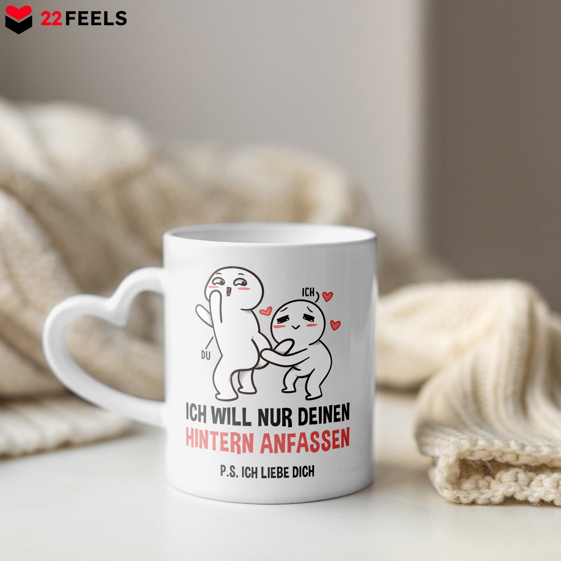 22Feels® Paar Geschenk zum Jahrestag, Hochzeitstag, Valentinstag etc. - Tasse mit Spruch: P.S. Ich Liebe Dich (Herzhenkel, Weiss, 320ml)-Tasse Weiss Herzhenkel 320ml-22Feels