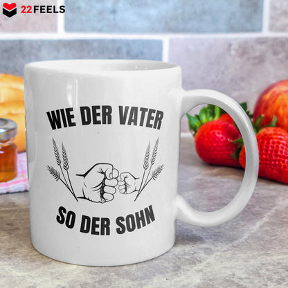 22Feels® Geschenk für Sohn von Papa - Tasse mit Spruch: Wie Der Vater, So Der Sohn (Weiss, 320ml)-Weisse Tasse 320ml-22Feels