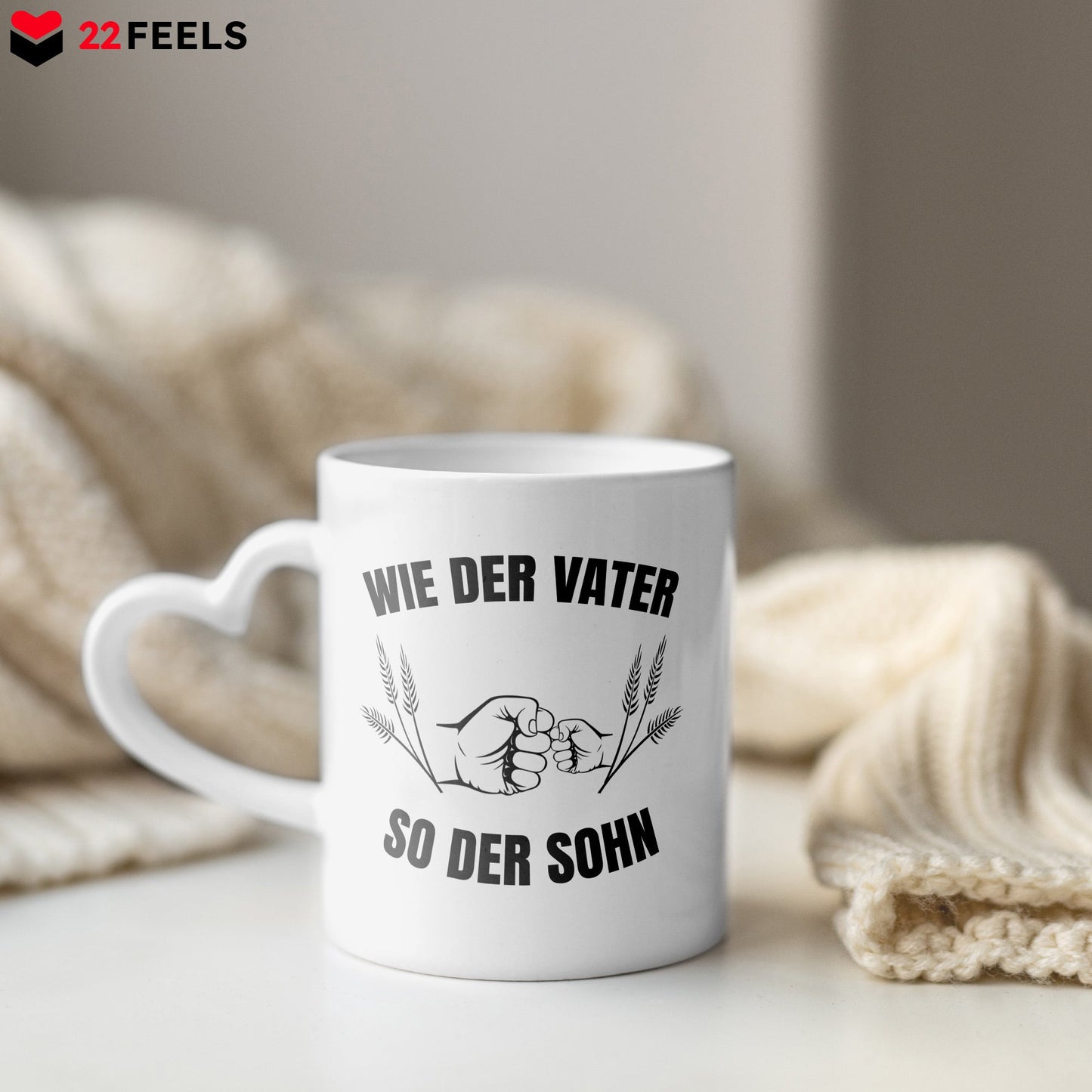 22Feels® Sohn Geschenk - Tasse mit Spruch: Wie der Vater so der Sohn (Herzhenkel, Weiss, 320ml)-Tasse Weiss Herzhenkel 320ml-22Feels