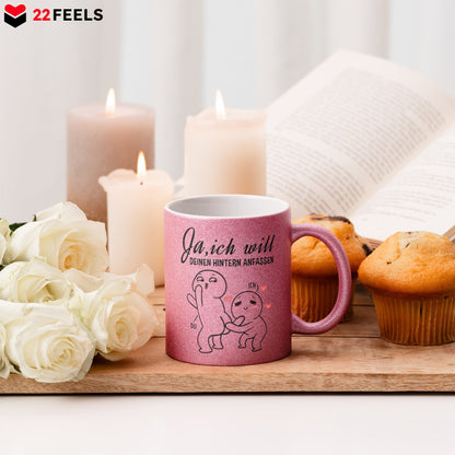 22Feels® Geschenk zur Verlobung - Glitzertasse mit Spruch (Pink, 320ml)-Glitzertasse Pink 320ml-22Feels