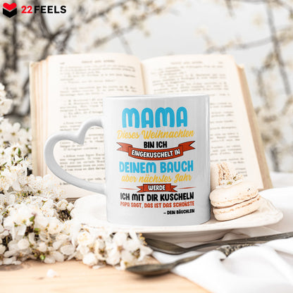 22Feels® Weihnachtsgeschenk für Werdende Mamas - Tasse mit Spruch: Dieses Weihnachten bin ich eingekuschelt (Herzhenkel, Weiss, 320ml)-Tasse Weiss Herzhenkel 320ml-22Feels