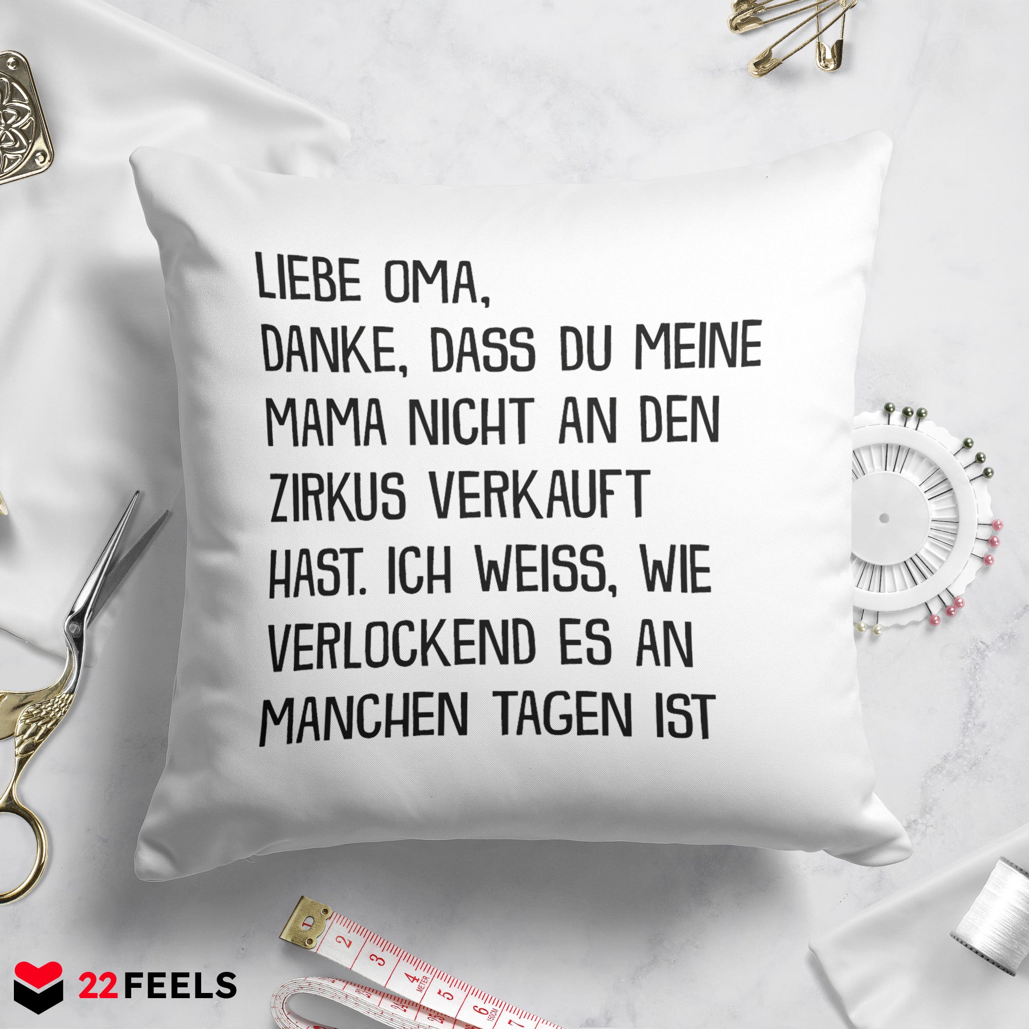 22Feels® Oma Geschenk - Kissen mit Spruch (Weiss 40x40cm)-Kissen Weiss 40x40-22Feels