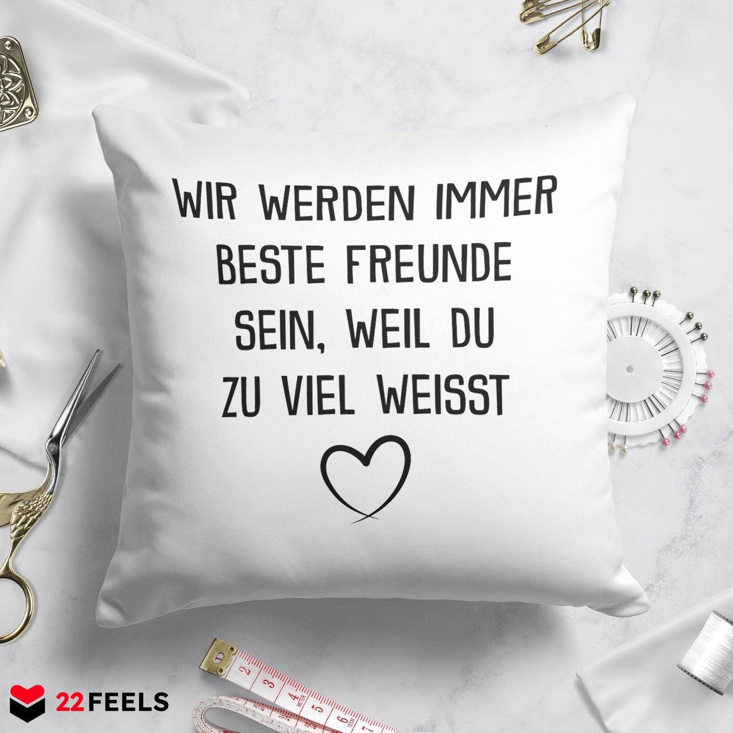 22Feels® Beste Freundin Geschenk - Kissen mit Spruch: Du weisst zu viel (Weiss 40x40cm)-Kissen Weiss 40x40-22Feels