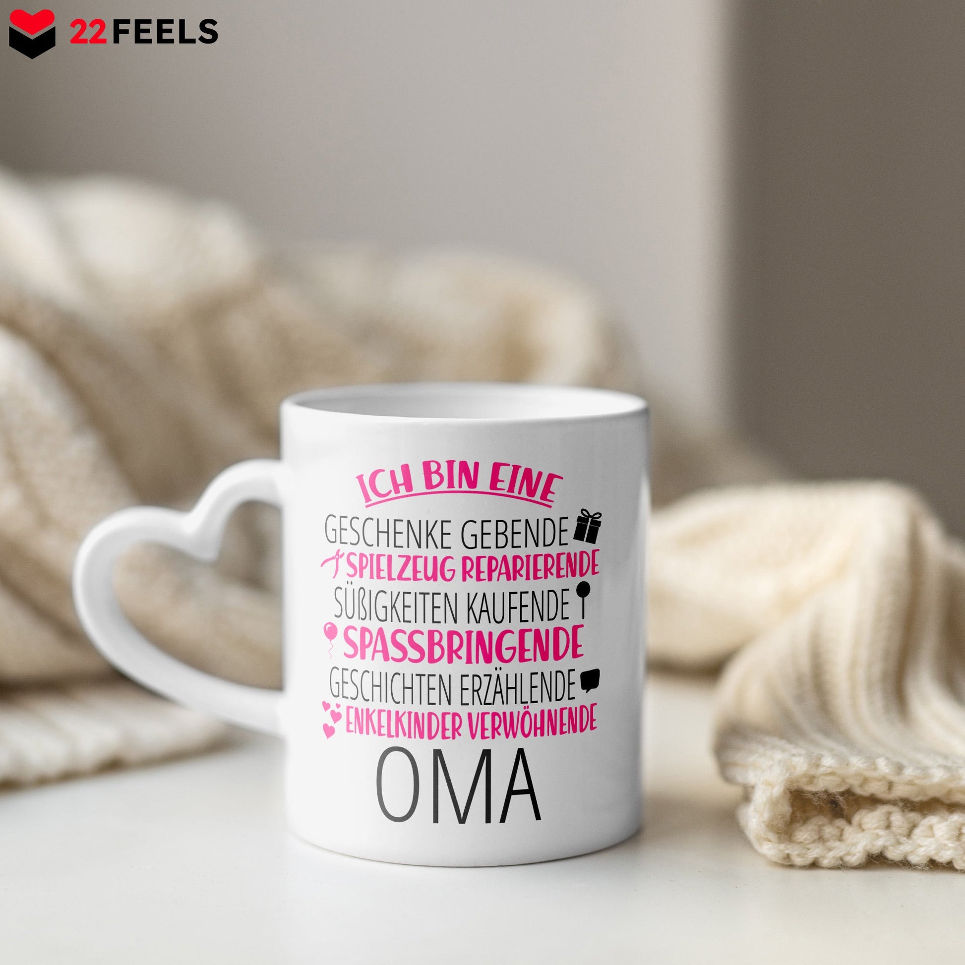 22Feels® Oma Geschenk - Tasse mit Spruch: Zirkus (Herzhenkel, Weiss, 320ml)-Tasse Weiss Herzhenkel 325ml-22Feels
