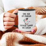 22Feels® Tasse mit Kuh Tiermotiv - Büro Geschenkidee - Spruch: Kummer und Sorgen (Weiss-Schwarz, 320ml)-TwoTone Tasse Weiss-Schwarz 320ml-22Feels
