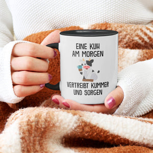 22Feels® Tasse mit Kuh Tiermotiv - Büro Geschenkidee - Spruch: Kummer und Sorgen (Weiss-Schwarz, 320ml)-TwoTone Tasse Weiss-Schwarz 320ml-22Feels