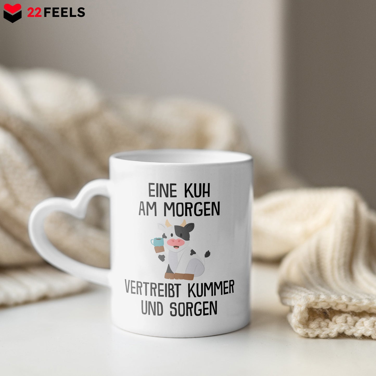 22Feels® Tasse mit Kuh Tiermotiv - Büro Geschenkidee - Spruch: Kummer und Sorgen (Herzhenkel, Weiss, 320ml)-Tasse Weiss Herzhenkel 320ml-22Feels