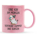 22Feels® Glitzertasse mit Kuh Tiermotiv - Büro Geschenkidee - Spruch: Kummer und Sorgen (Pink, 320ml)-Glitzertasse Pink 320ml-22Feels