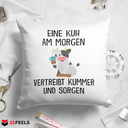 22Feels® Kissen mit Kuh Tiermotiv - Büro Geschenkidee - Spruch: Kummer und Sorgen (Weiss, 40x40cm)-Kissen Weiss 40x40-22Feels