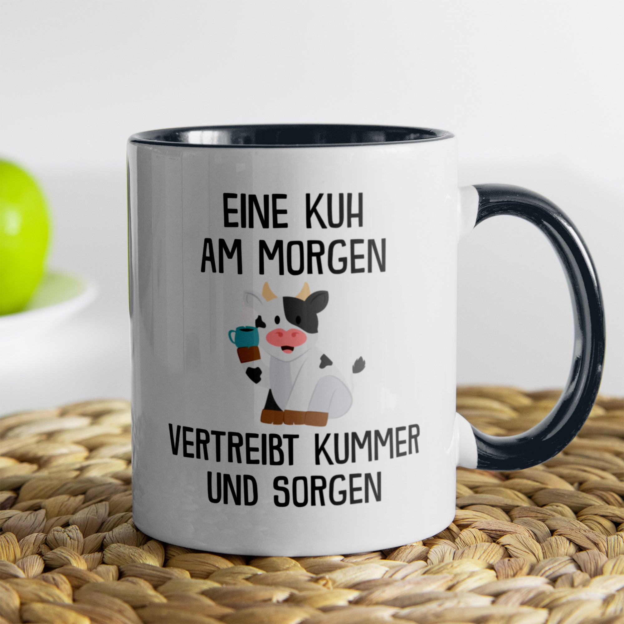 22Feels® Tasse mit Kuh Tiermotiv - Büro Geschenkidee - Spruch: Kummer und Sorgen (Weiss-Schwarz, 320ml)-TwoTone Tasse Weiss-Schwarz 320ml-22Feels