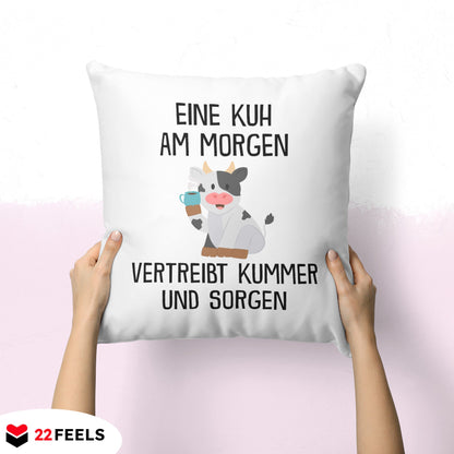 22Feels® Kissen mit Kuh Tiermotiv - Büro Geschenkidee - Spruch: Kummer und Sorgen (Weiss, 40x40cm)-Kissen Weiss 40x40-22Feels