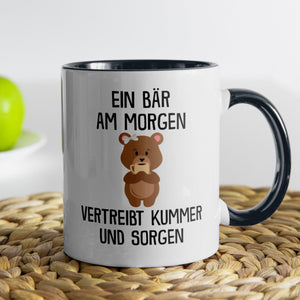 22Feels® Tasse mit Bär Tiermotiv - Büro Geschenkidee - Kummer und Sorgen Spruch (Weiss-Schwarz, 320ml)-TwoTone Tasse Weiss-Schwarz 320ml-22Feels
