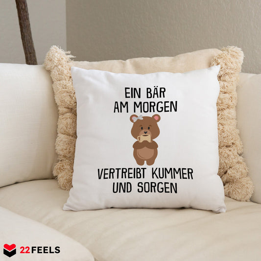 22Feels® Kissen mit Bär Tiermotiv - Büro Geschenkidee - Kummer und Sorgen Spruch (Weiss, 40x40cm)-Kissen Weiss 40x40-22Feels