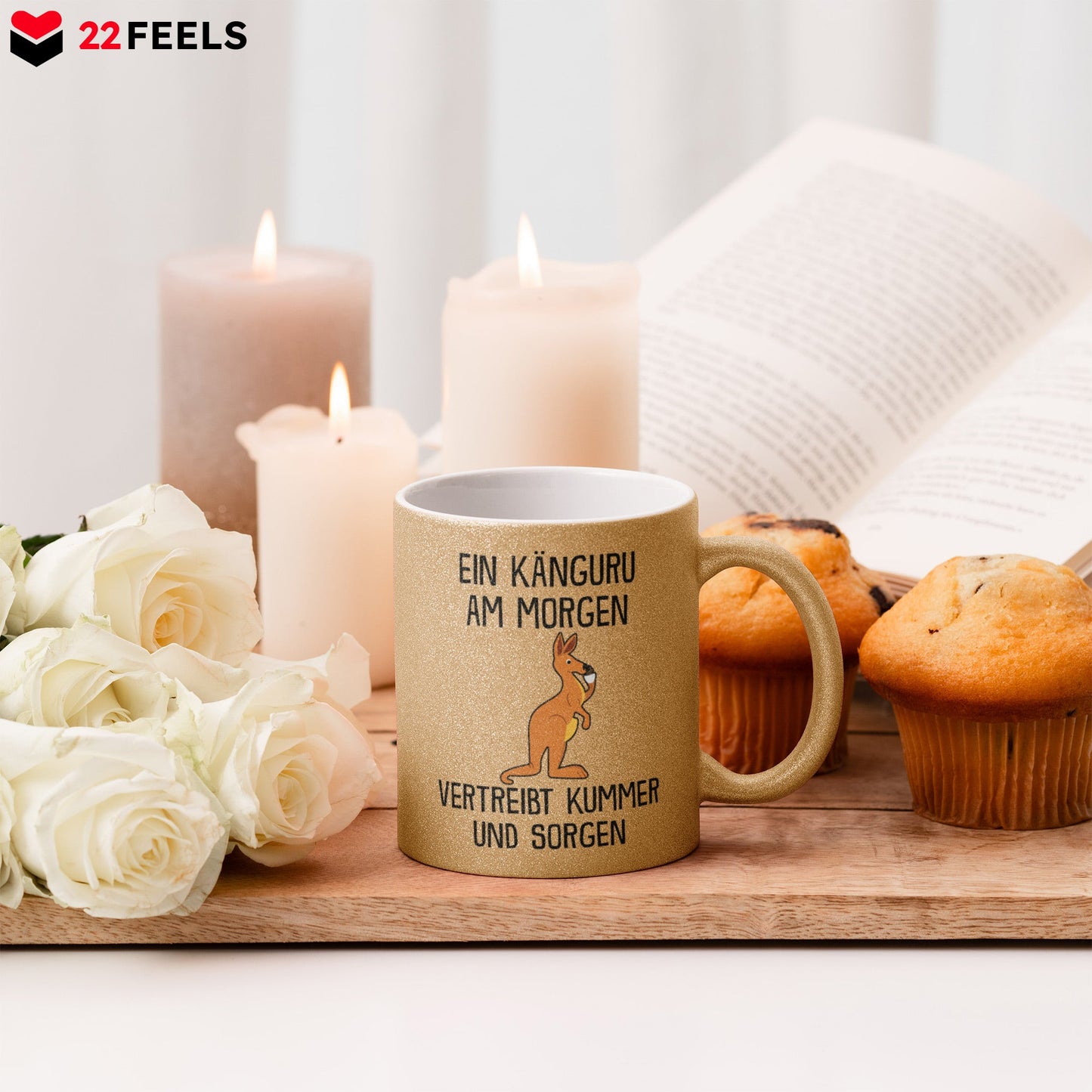 22Feels® Glitzertasse mit Känguru Tiermotiv - Büro Geschenkidee - Spruch: Kummer und Sorgen (Gold, 320ml)-Glitzertasse Gold 320ml-22Feels