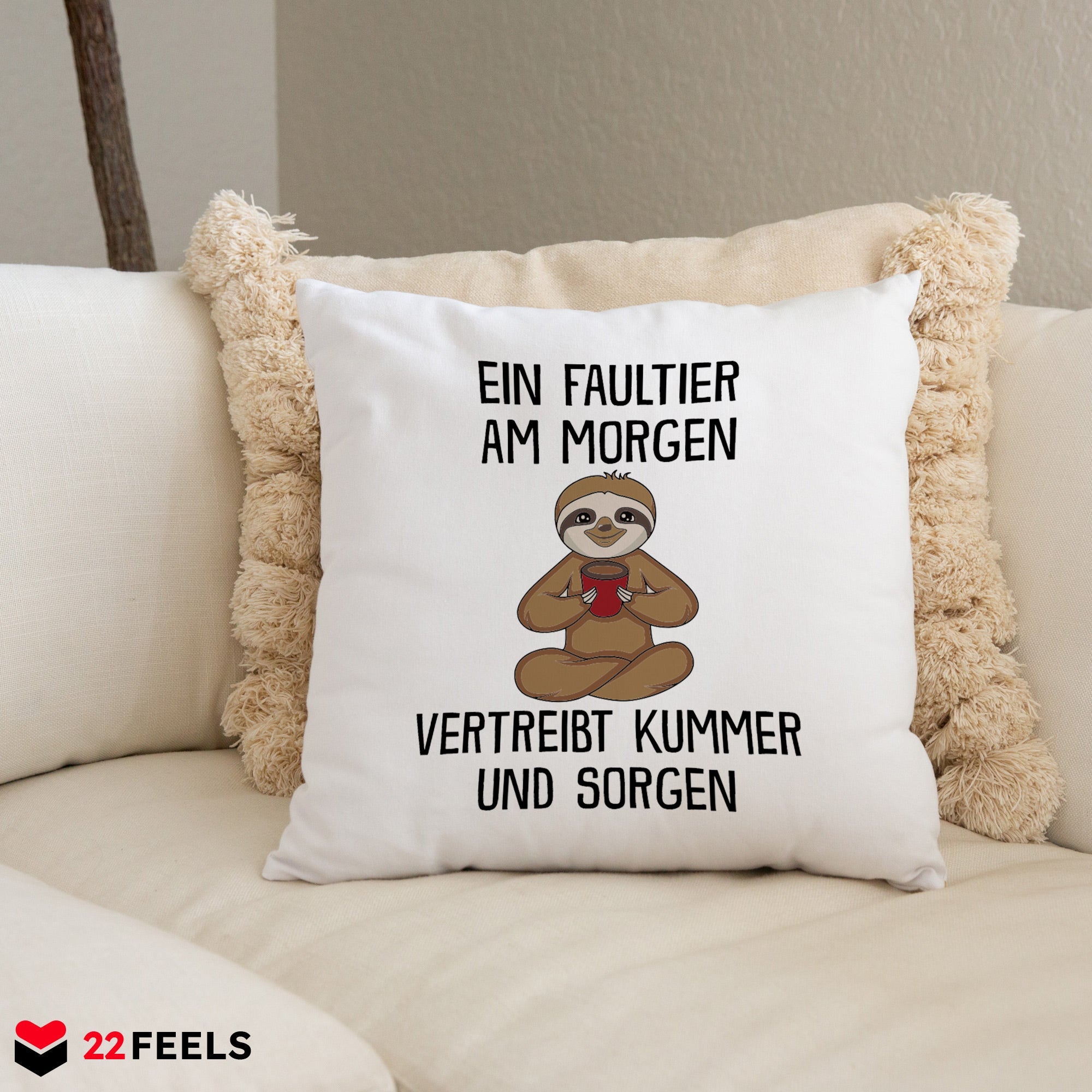 22Feels® Kissen mit Faultier Tiermotiv - Büro Geschenkidee - Spruch: Kummer und Sorgen (Weiss, 40x40cm)-Kissen Weiss 40x40-22Feels