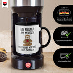 22Feels® Tasse mit Faultier Tiermotiv - Büro Geschenkidee - Spruch: Kummer und Sorgen (Weiss-Schwarz, 320ml)-TwoTone Tasse Weiss-Schwarz 320ml-22Feels