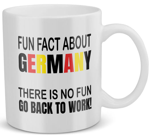 22Feels® Lustige Tasse mit Spruch: Fun Fact About Germany - Büro Geschenkidee (Weiss, 320ml)-Weisse Tasse 320ml-22Feels