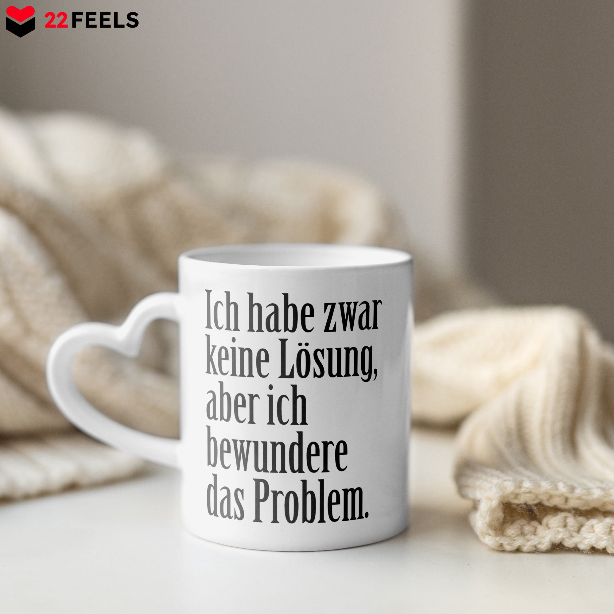22Feels® Lustige Tasse mit Spruch: - Büro Geschenkidee (Herzhenkel, Weiss, 320ml)-Tasse Weiss Herzhenkel 320ml-22Feels