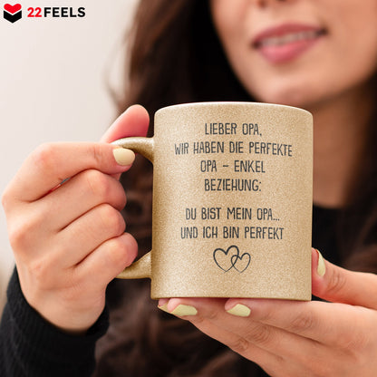 22Feels® Opa Geschenk von Enkel - Glitzertasse mit Spruch: Perfekte Beziehung (Gold, 320ml)-Glitzertasse Gold 320ml-22Feels