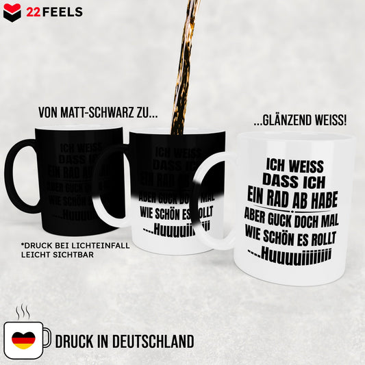 22Feels® Lustige Zaubertasse mit Spruch: Ich weiss, dass ich ein Rad abhabe - Büro Geschenkidee (Matt-Schwarz und Weiss, 320ml)-Farbwechsel Tasse Matt 320ml-22Feels