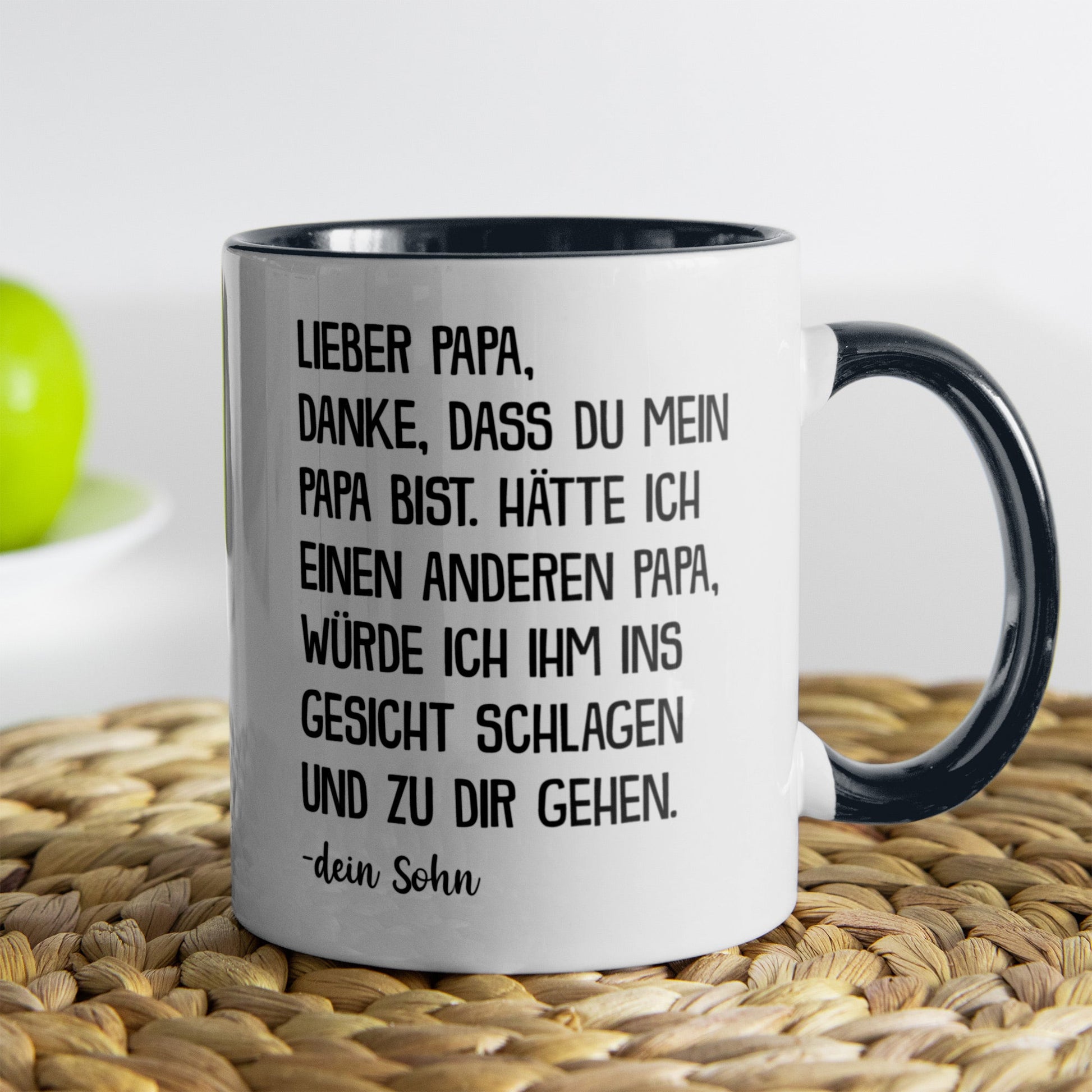 22Feels® Papa Geschenk von Sohn - Tasse mit Spruch: Danke (Weiss-Schwarz, 320ml)-TwoTone Tasse Weiss-Schwarz 320ml-22Feels