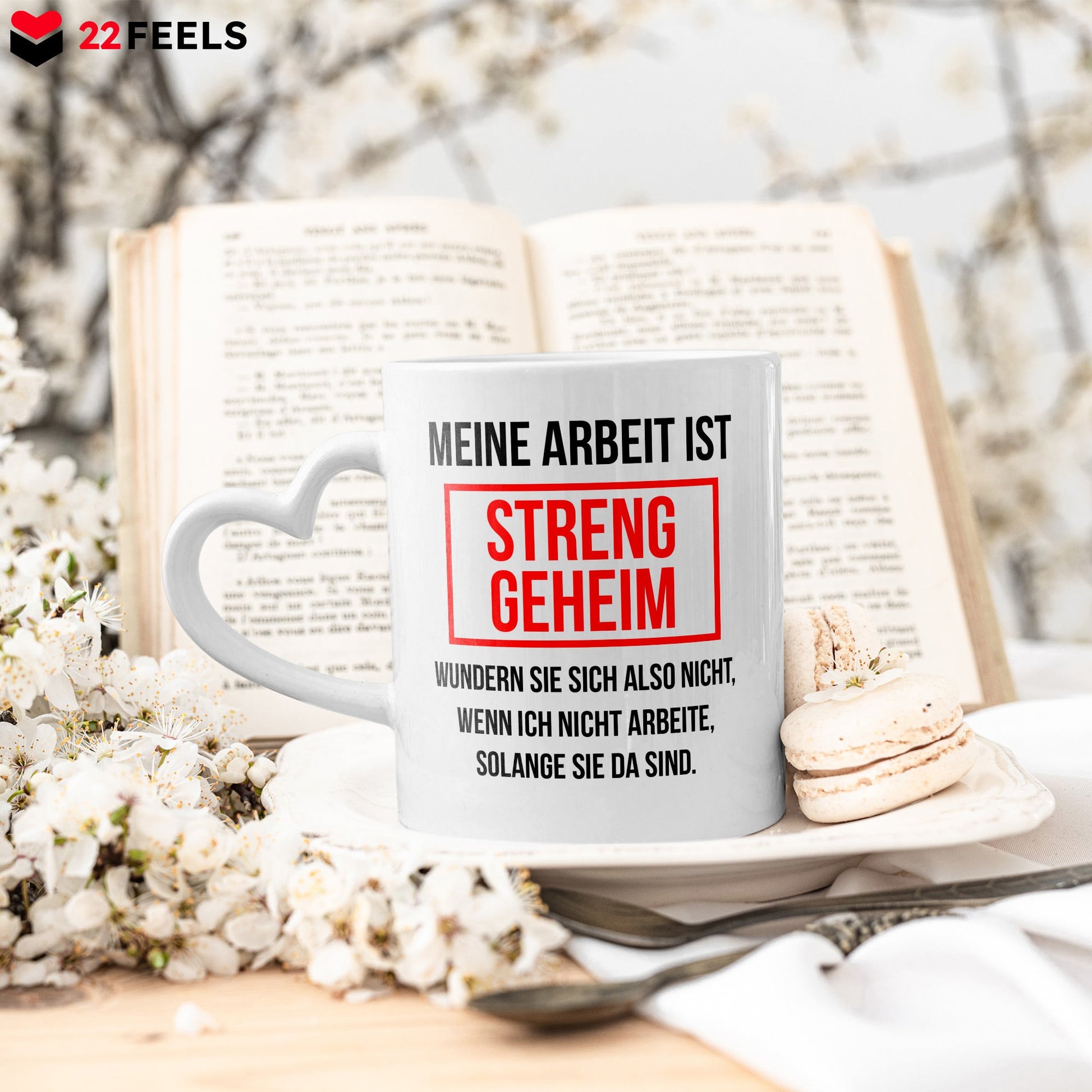 22Feels® Lustige Tasse mit Spruch: - Büro Geschenkidee (Herzhenkel, Weiss, 320ml)-Tasse Weiss Herzhenkel 320ml-22Feels