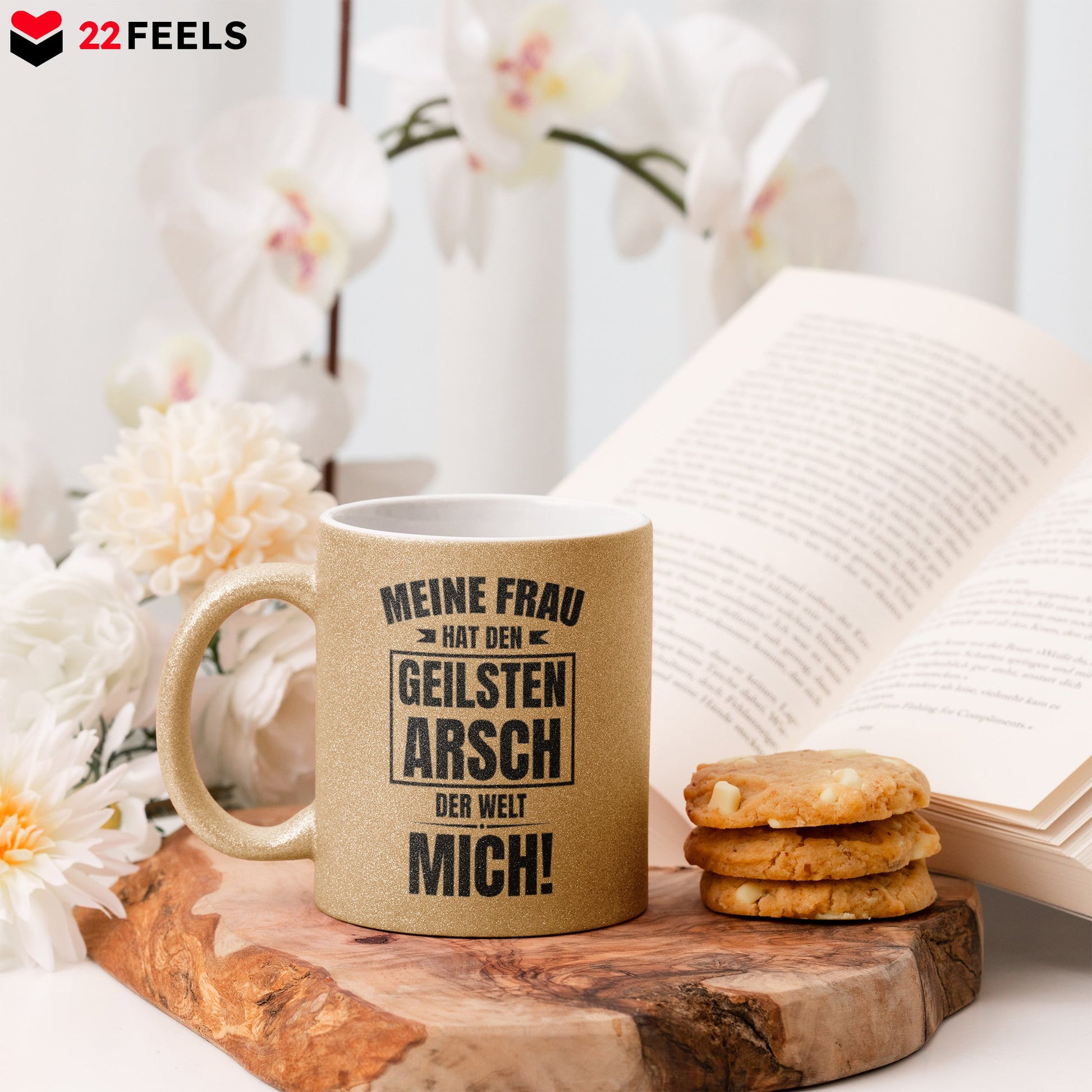 22Feels® Ehemann Geschenk zum Hochzeitstag, Valentinstag etc. - Glitzertasse mit Spruch: Geilster A'sch (Gold, 320ml)-Glitzertasse Gold 320ml-22Feels