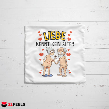 22Feels® Paar Geschenk zum Jahrestag, Hochzeitstag, Valentinstag etc. - Kissen mit Spruch: Liebe kennt kein Alter (Weiss 40x40cm)-Kissen Weiss 40x40-22Feels