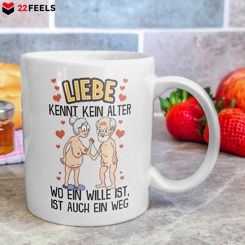 22Feels® Geschenk für Paare - Spruch: Liebe Kennt Kein Alter (Weiss, 320ml)-Weisse Tasse 320ml-22Feels