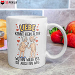 22Feels® Geschenk für Paare - Spruch: Liebe Kennt Kein Alter (Weiss, 320ml)-Weisse Tasse 320ml-22Feels