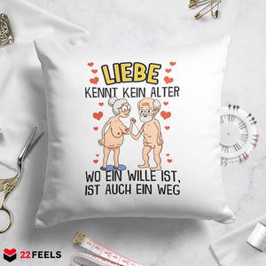 22Feels® Paar Geschenk zum Jahrestag, Hochzeitstag, Valentinstag etc. - Kissen mit Spruch: Liebe kennt kein Alter (Weiss 40x40cm)-Kissen Weiss 40x40-22Feels