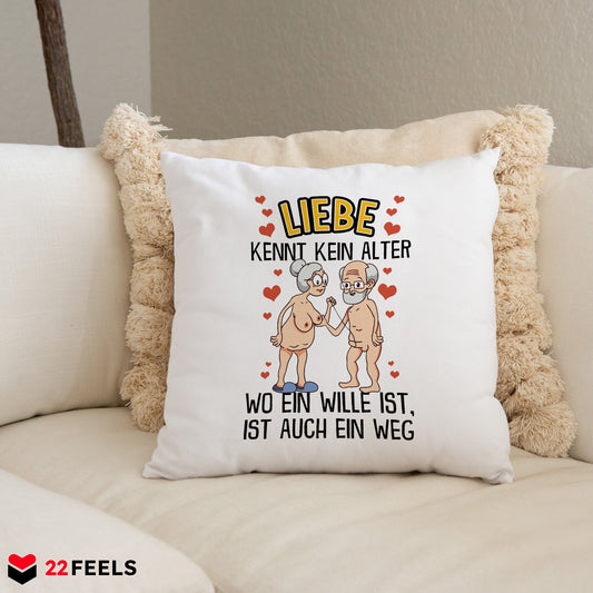 22Feels® Paar Geschenk zum Jahrestag, Hochzeitstag, Valentinstag etc. - Kissen mit Spruch: Liebe kennt kein Alter (Weiss 40x40cm)-Kissen Weiss 40x40-22Feels