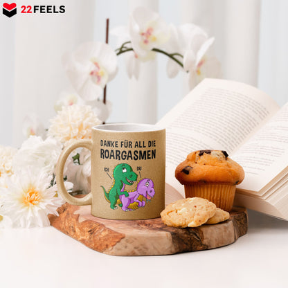 22Feels® Frauen Geschenk zum Jahrestag, Hochzeitstag, Valentinstag etc. - Glitzertasse mit Spruch: Danke für all die Roargasmen (Gold, 320ml)-Glitzertasse Gold 320ml-22Feels