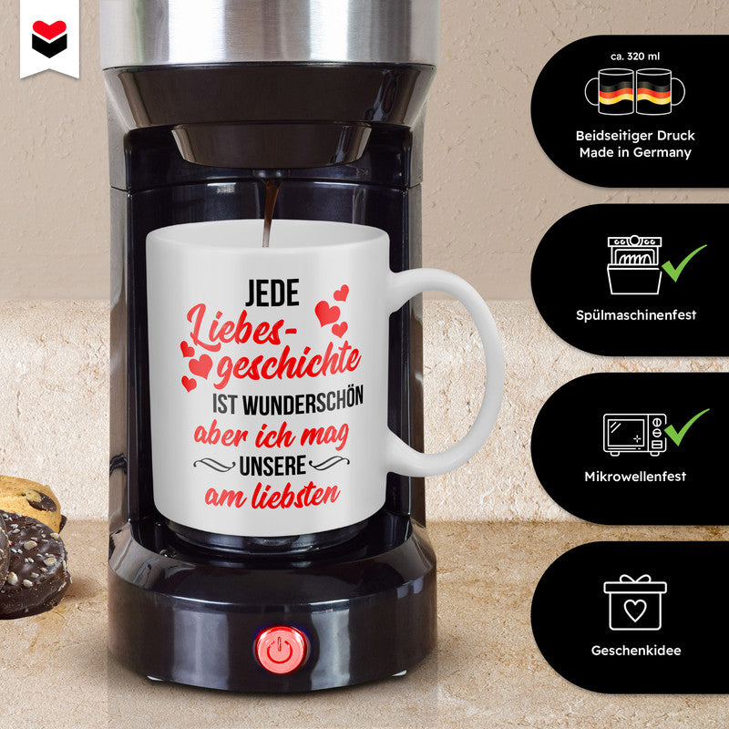 22Feels® Geschenk für Paare - Tasse mit Spruch: Jede Liebesgeschichte Ist Wunderschön (Weiss, 320ml)-Weisse Tasse 320ml-22Feels