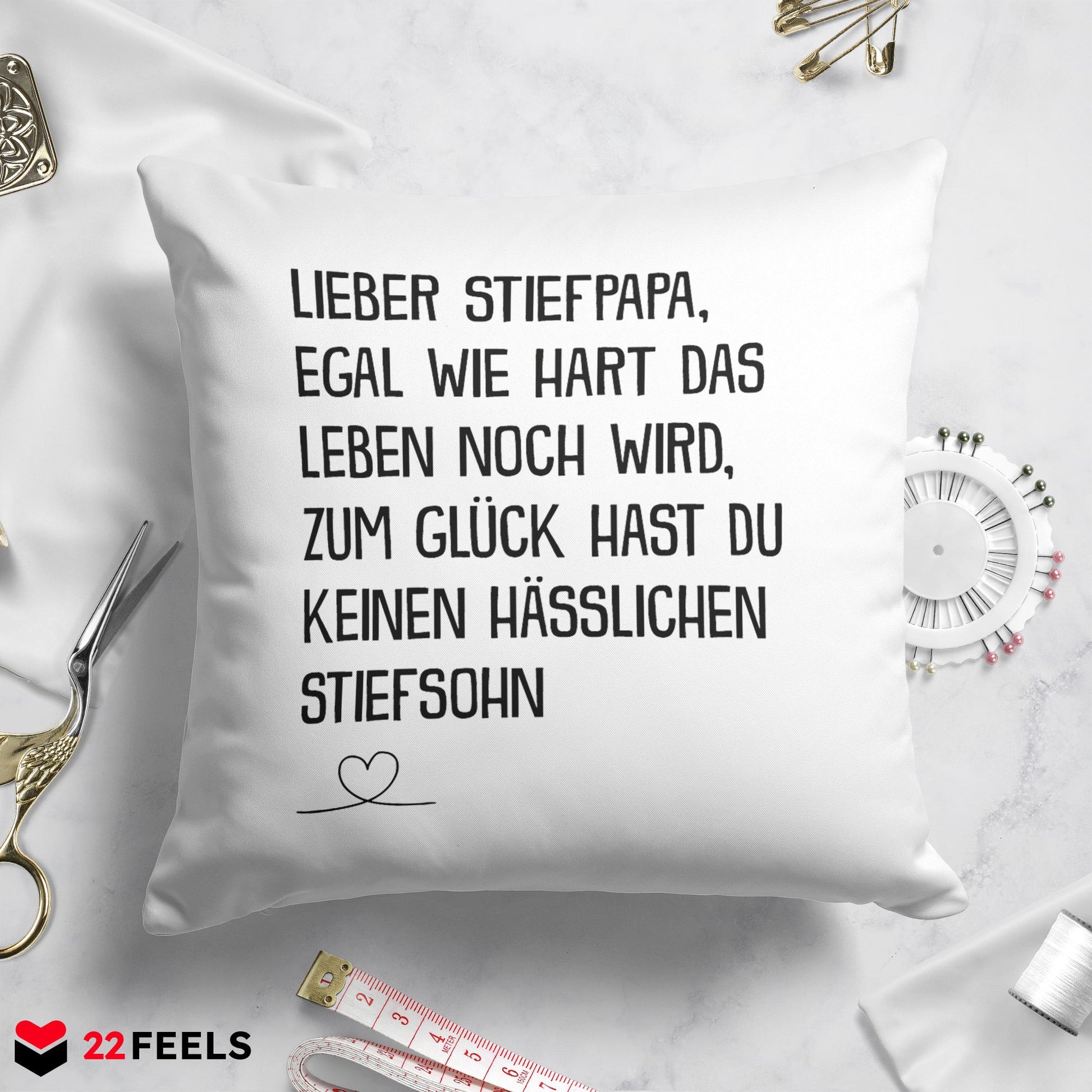 22Feels® Stiefvater Geschenk vom Stiefsohn - Kissen mit Spruch (Weiss 40x40cm)-Kissen Weiss 40x40-22Feels