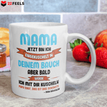 22Feels® Geschenk für Schwangere - Tasse mit Spruch: Jetzt Bin Ich Eingekuschelt (Weiss, 320ml)-Weisse Tasse 320ml-22Feels