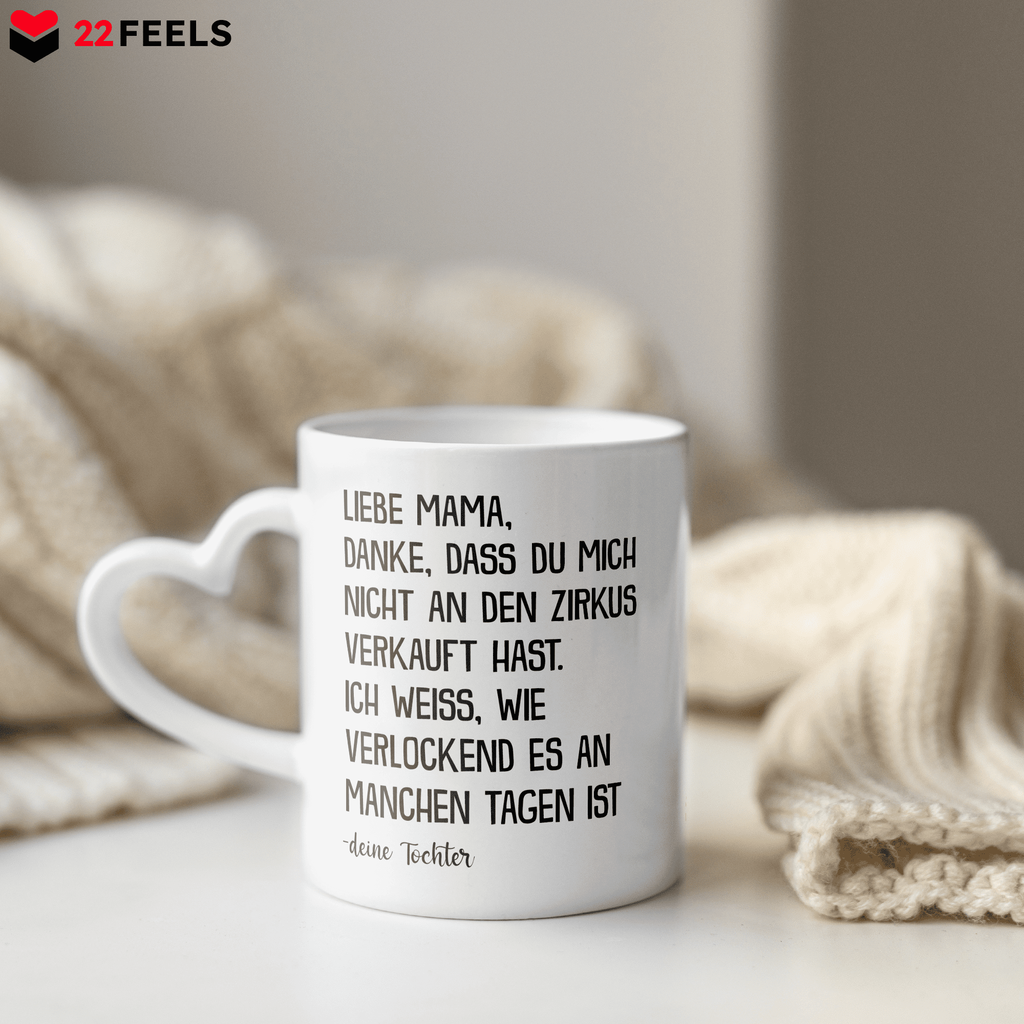 22Feels® Mama Geschenk von Tochter - Tasse mit Spruch (Herzhenkel, Weiss, 320ml)-Tasse Weiss Herzhenkel 320ml-22Feels